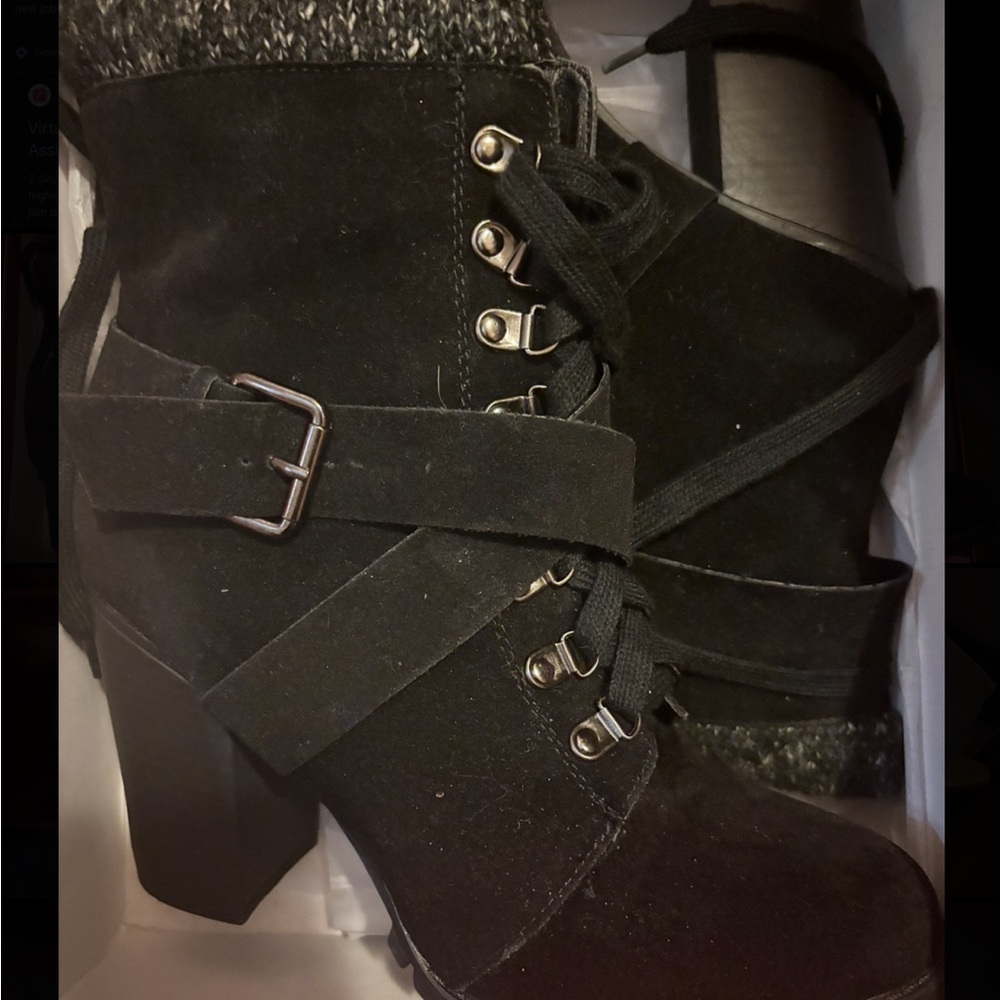 Black Boots